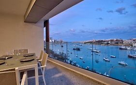 Sea Front Spacious Valletta Views Apartments